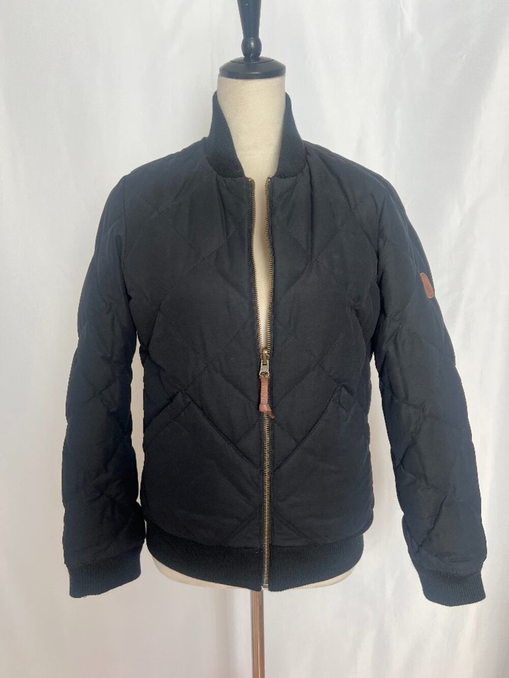 Eddie Bauer x Pendleton 1936 Skyliner Reversible Down Bomber Jacket Wool Stripe